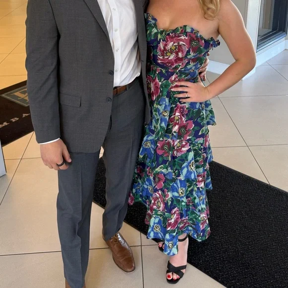 Lulus Nayha Blue Multi Floral Strapless Tiered Midi Dress - Size M - Picture 2 of 3